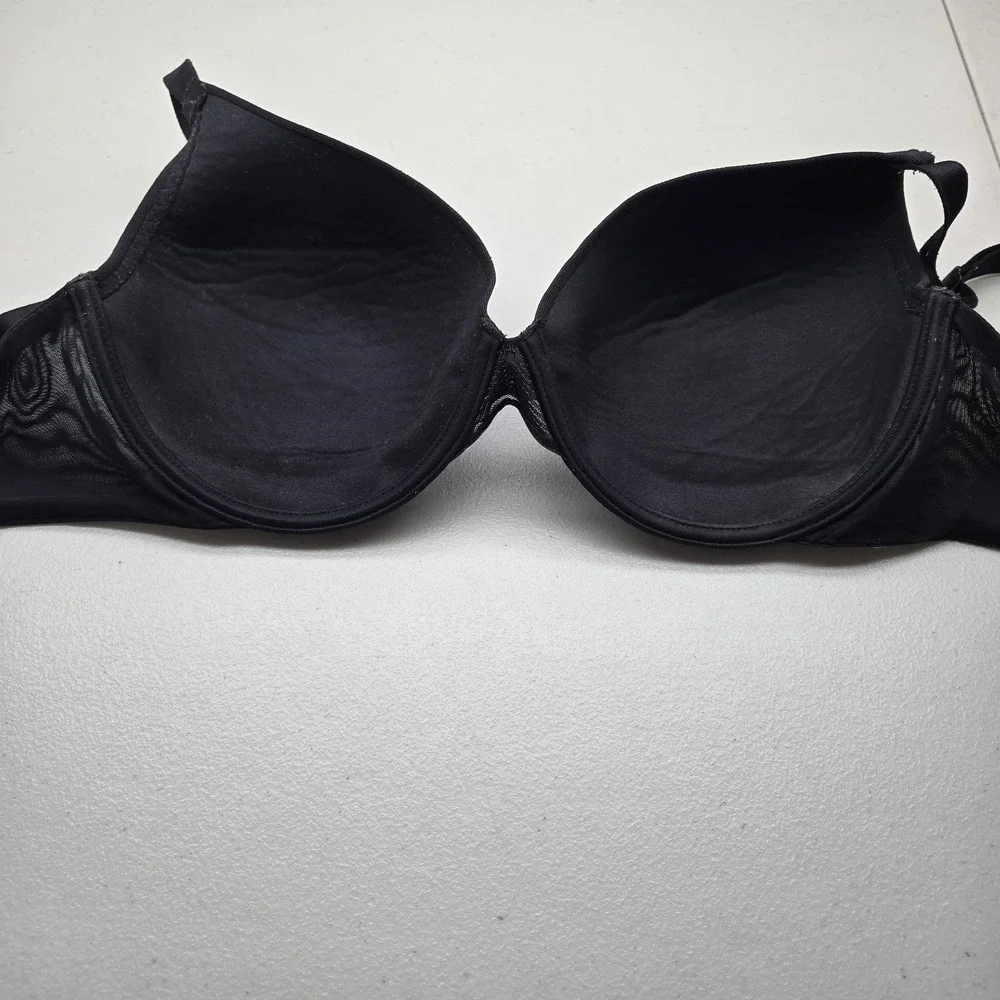 Chantelle Women Bra 32DDDD Black T Shirt Underwired Lightly Lined READ